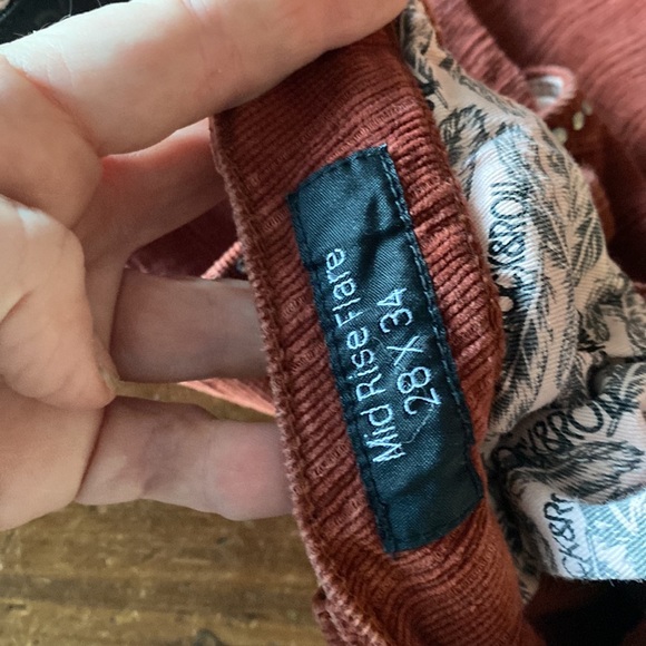 Super cute corduroy bell bottoms or flare pants - Picture 5 of 11